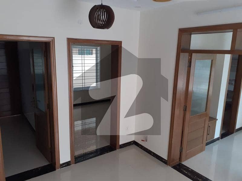 Beautiful 25 X 40 Full House For Rent In G-13 Islamabad