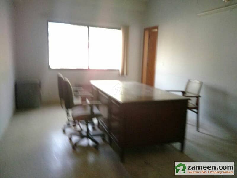 Flat For Rent with 3 Bed Room Lounge 1200 Sq. ft