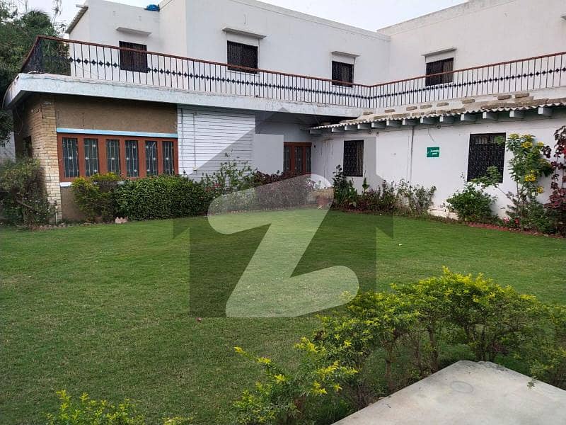 شاہراہِ فیصل کراچی میں 11 کمروں کا 2 کنال مکان 5.5 لاکھ میں کرایہ پر دستیاب ہے۔