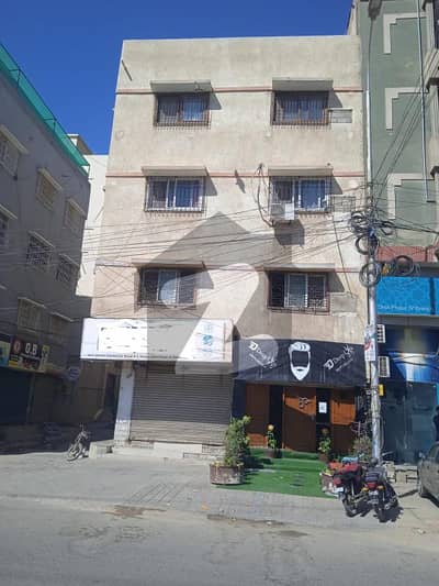 Commercial 100 Sq Yds Building, Facing Khayaban-e-jami