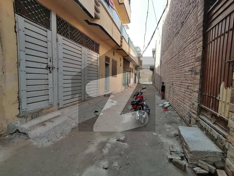 کینال روڈ پشاور میں 6 کمروں کا 5 مرلہ مکان 1.4 کروڑ میں برائے فروخت۔