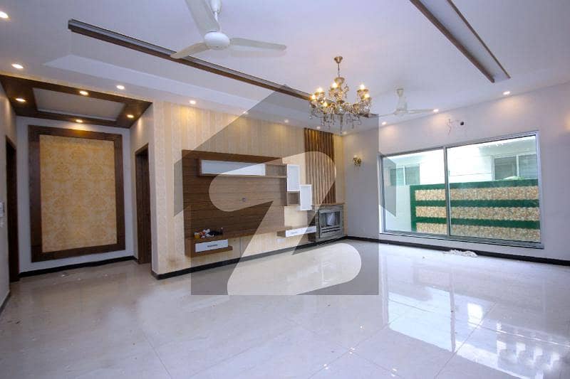 1 Kanal Luxury Design House For Rent In Dha Phase 6