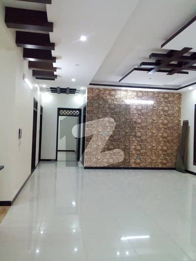 نارتھ ناظم آباد ۔ بلاک ایل نارتھ ناظم آباد کراچی میں 4 کمروں کا 8 مرلہ فلیٹ 1.75 کروڑ میں برائے فروخت۔