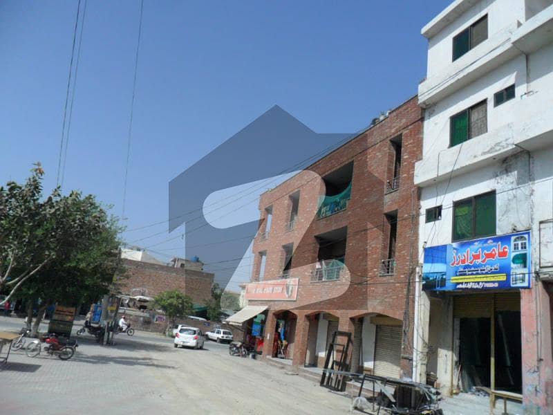 پی سی ایس آئی آر سٹاف کالونی لاہور میں 4 کمروں کا 3 مرلہ عمارت 1.3 کروڑ میں برائے فروخت۔