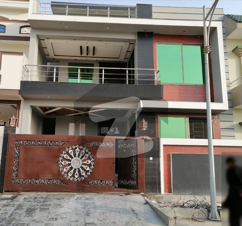 فیصل ٹاؤن - ایف ۔ 18 اسلام آباد میں 4 کمروں کا 7 مرلہ مکان 2.25 کروڑ میں برائے فروخت۔