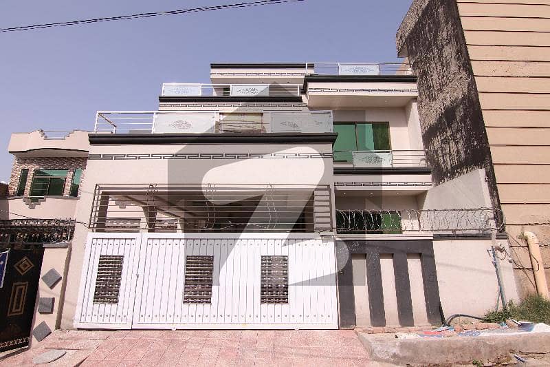 A Brand New 10 Marla 1.5 Storey House For Sale In Wakeel Colony