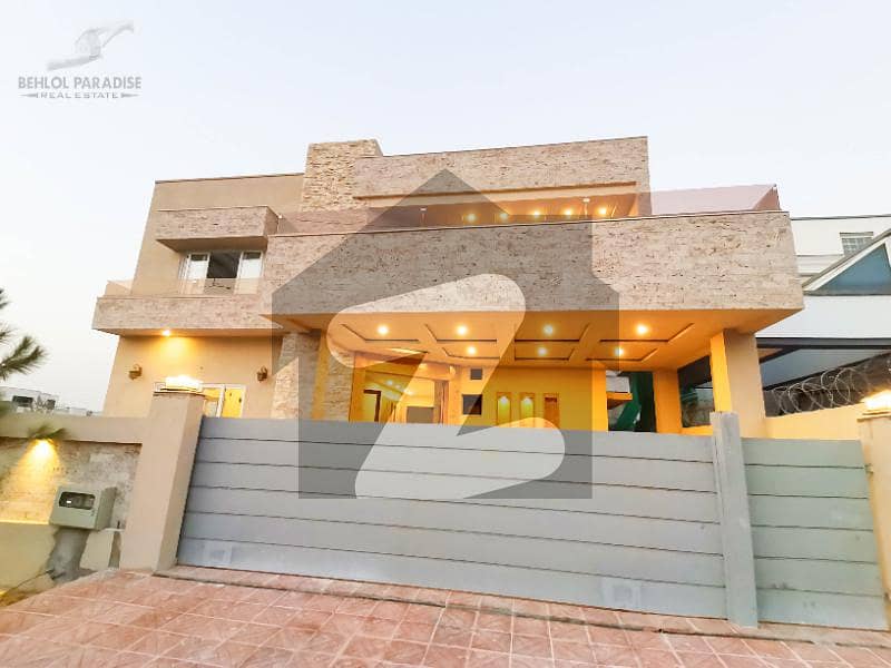 2 Kanal Beautiful Stylish And Designing House Up For Sale At The Peaceful Location