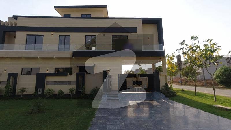 5 Marla House In DHA 9 Town - Block D For sale