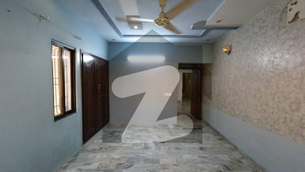 سوِل لائنز کراچی میں 3 کمروں کا 8 مرلہ فلیٹ 3.1 کروڑ میں برائے فروخت۔