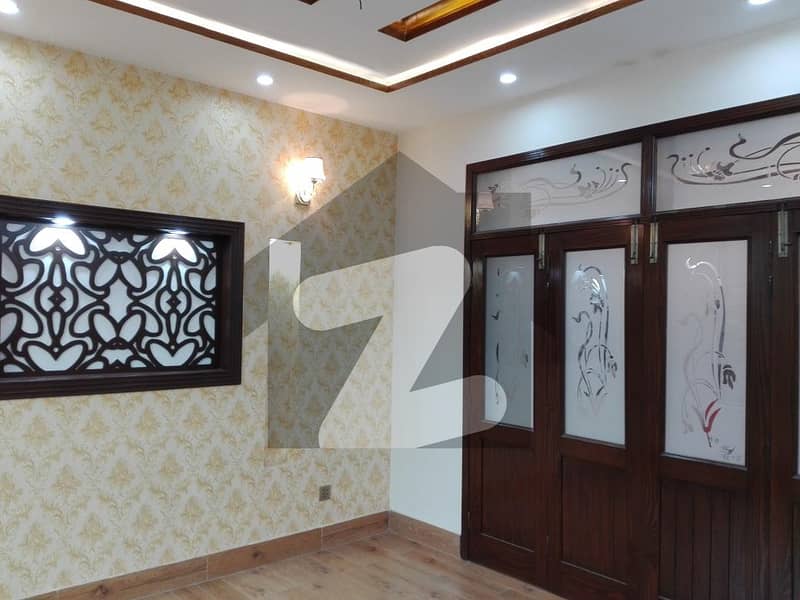 Prominently-Located Lower Portion Available In Wapda Town Phase 1 - Block F2 For rent