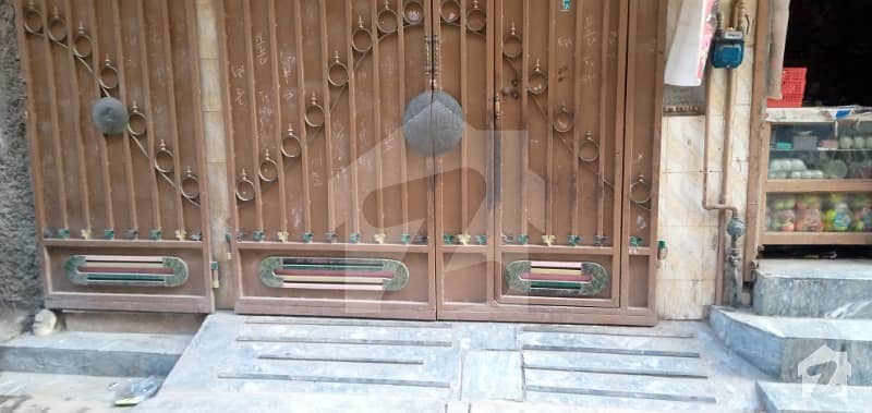 سعدی پارک لاہور میں 9 کمروں کا 4 مرلہ مکان 1.35 کروڑ میں برائے فروخت۔ سعدی پارک لاہور میں 9 کمروں کا 4 مرلہ مکان 1.35 کروڑ میں برائے فروخت۔