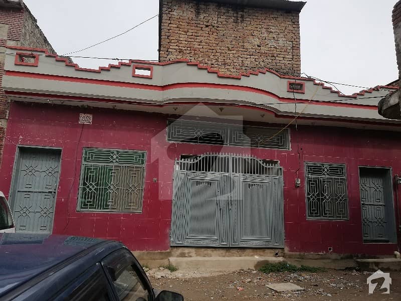 House Available For Sale In Alipur Farash