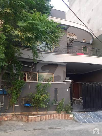 House For Sale In Rs 13,500,000