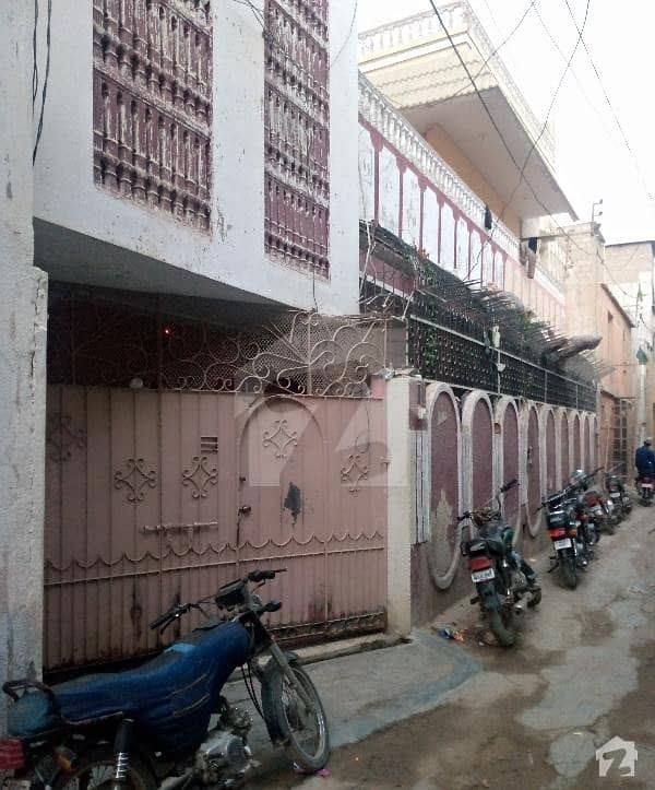 لانڈھی کراچی میں 8 کمروں کا 6 مرلہ مکان 1.6 کروڑ میں برائے فروخت۔