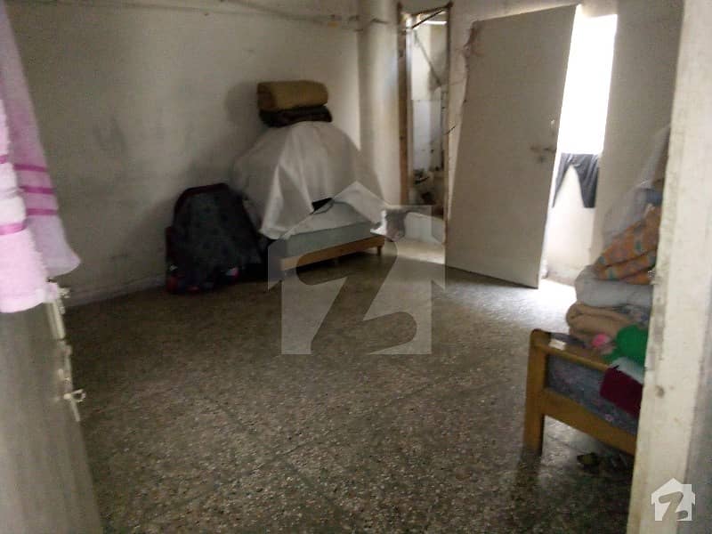 2 Rooms Pagri Flat Available For Sale
