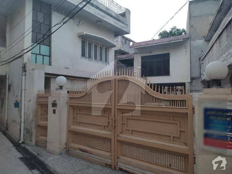 1 Kanal House Double Storey House For Rent 1 Kanal House Double Storey House For Rent
