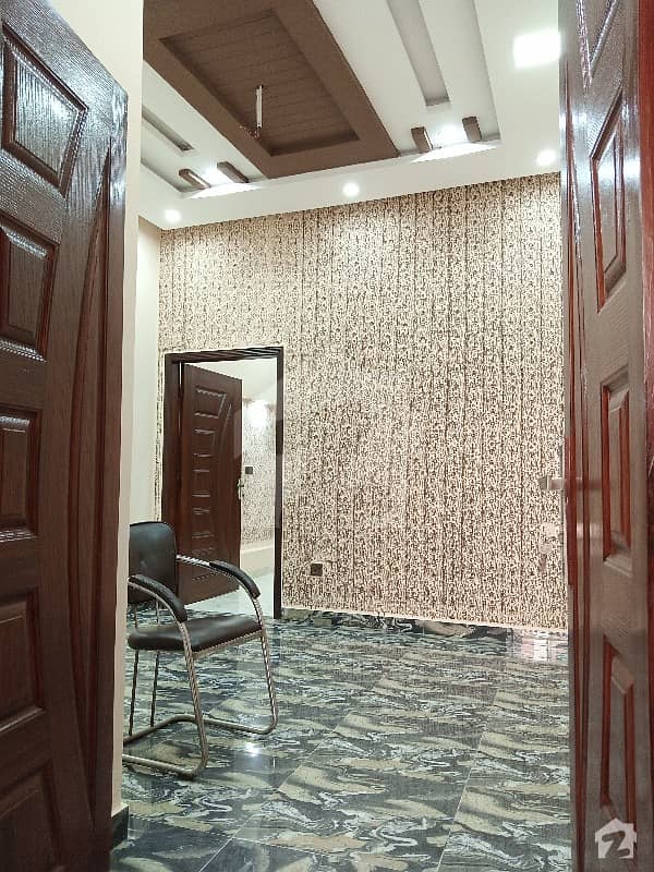 علی پارک کینٹ لاہور میں 3 کمروں کا 4 مرلہ مکان 30 ہزار میں کرایہ پر دستیاب ہے۔