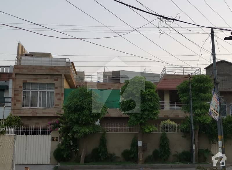 Completely Renovated Semi-commercial House In Pak Block For Sale