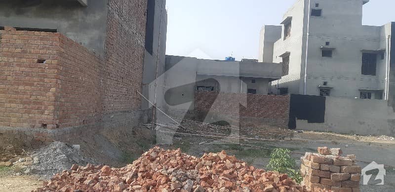 جوبلی ٹاؤن ۔ بلاک بی جوبلی ٹاؤن لاہور میں 10 مرلہ رہائشی پلاٹ 1.3 کروڑ میں برائے فروخت۔
