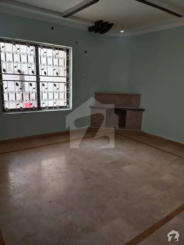 National Town House Upper Portion For Rent