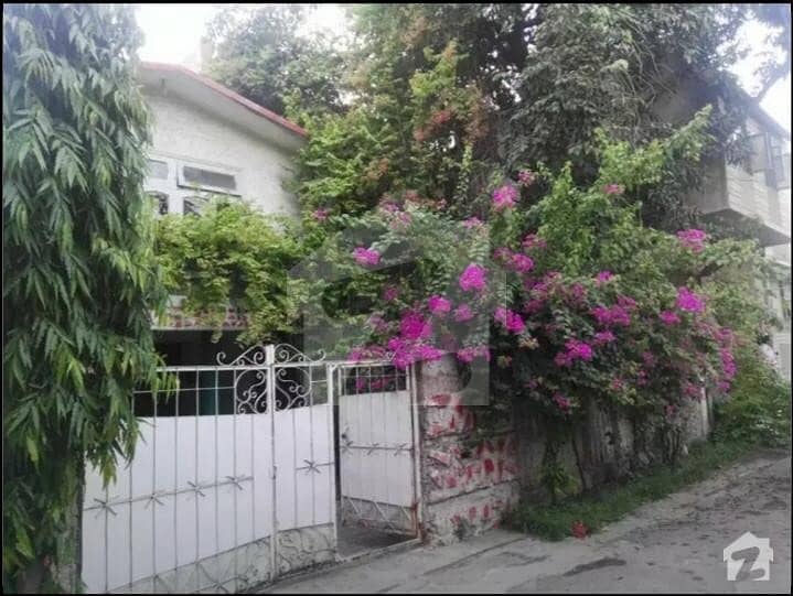 19 Marla Upper Portion For Rent Near Muslim Town Lahore 2 Bed Muslim