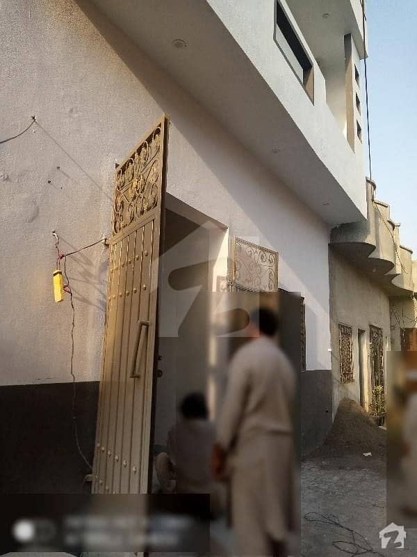 تلوارہ مغلاں سیالکوٹ میں 4 کمروں کا 3 مرلہ مکان 55 لاکھ میں برائے فروخت۔