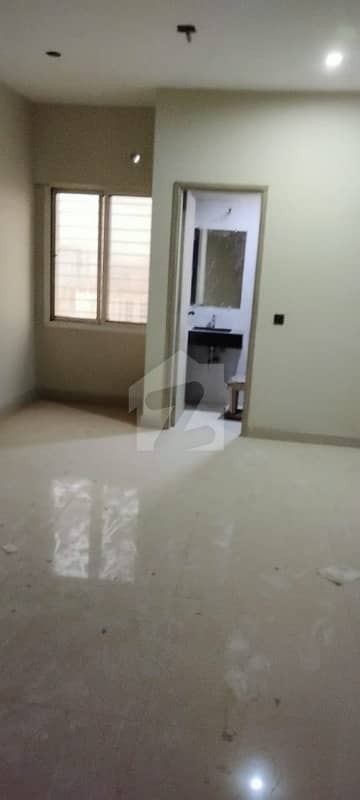 3 Bed Dd Appartment For Rent At Prime Location