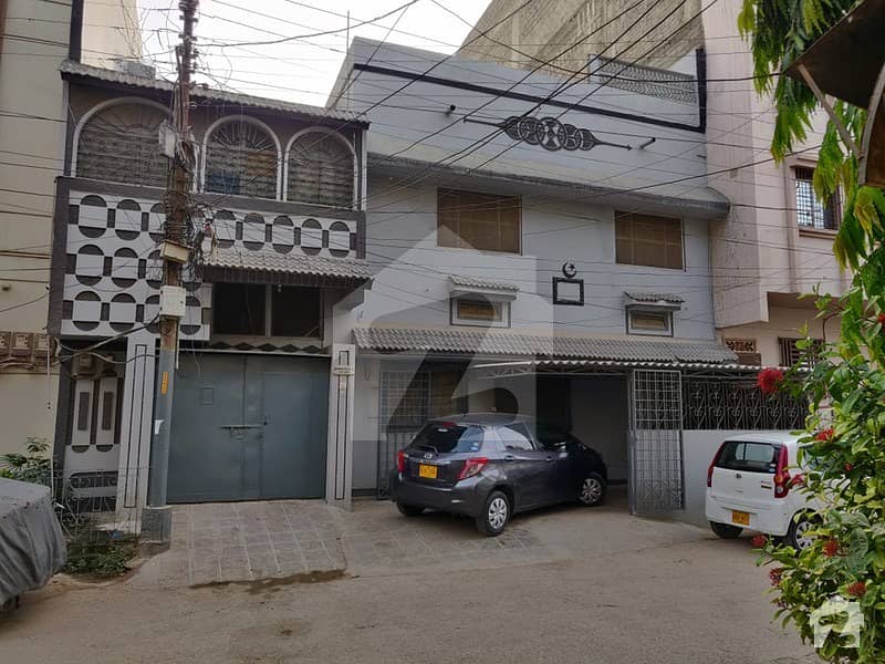 ناظم آباد 2 ناظم آباد کراچی میں 4 کمروں کا 9 مرلہ مکان 5.6 کروڑ میں برائے فروخت۔