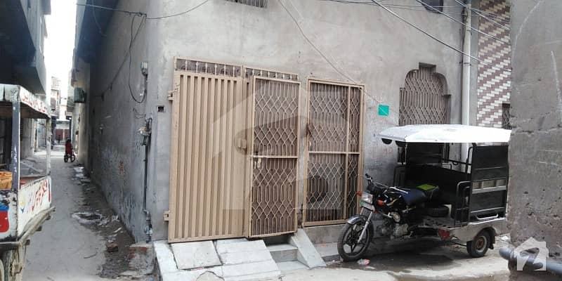 چائنہ سکیم ۔ بلاک بی3 چائنہ سکیم لاہور میں 4 کمروں کا 3 مرلہ مکان 55 لاکھ میں برائے فروخت۔