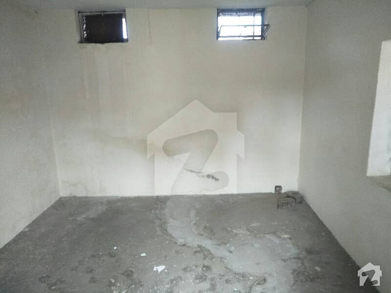 900 Square Feet Upper Portion In Allama Iqbal Road Is Best Option