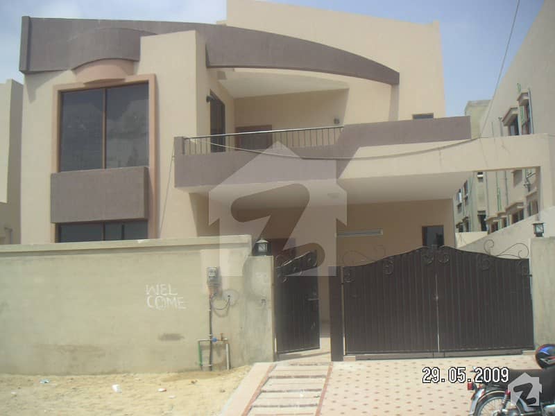 نیوی ہاؤسنگ سکیم کارساز - فیز 1 نیوی ہاؤسنگ سکیم کارساز کراچی میں 5 کمروں کا 14 مرلہ مکان 10.6 کروڑ میں برائے فروخت۔
