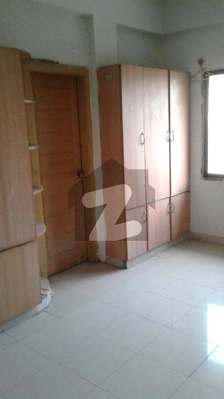 3 Bed Flat For Rent In D-17
