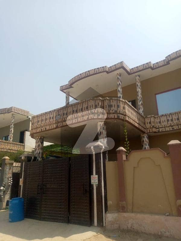 ملتان روڈ ڈیرہ غازی خان میں 4 کمروں کا 10 مرلہ مکان 90 لاکھ میں برائے فروخت۔
