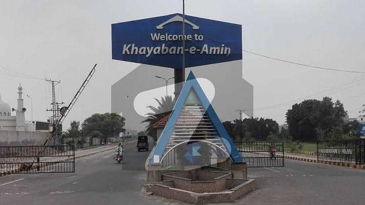 Stunning 900 Square Feet Commercial Plot In Khayaban-E-Amin - Block A Available