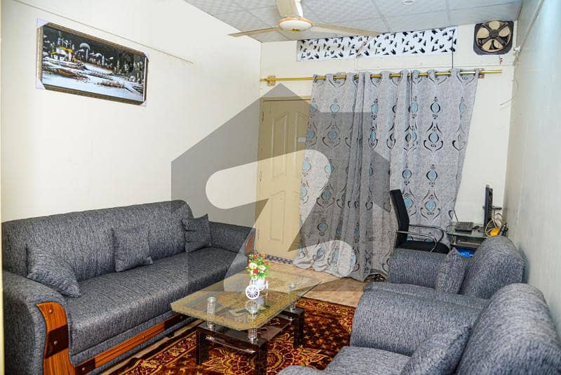 عائشہ منزل کراچی میں 1 کمرے کا 2 مرلہ فلیٹ 32 لاکھ میں برائے فروخت۔