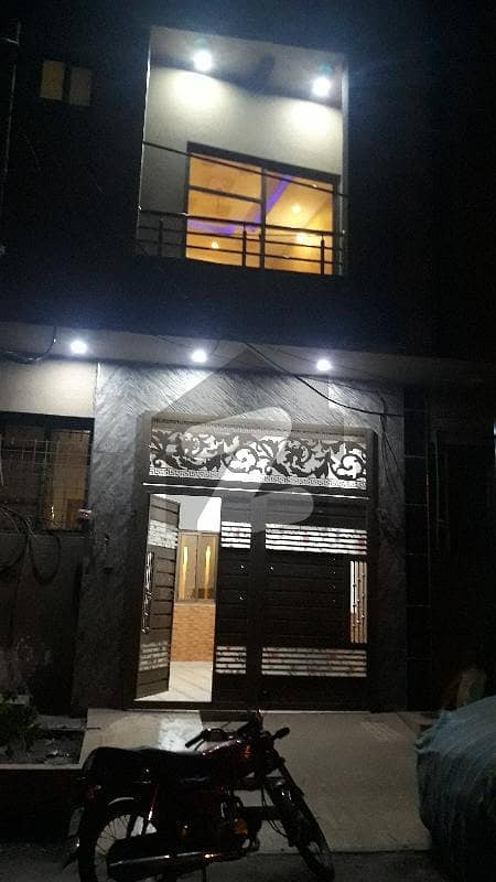 شادباغ . بلاک بی شادباغ لاہور میں 4 کمروں کا 3 مرلہ مکان 1.25 کروڑ میں برائے فروخت۔
