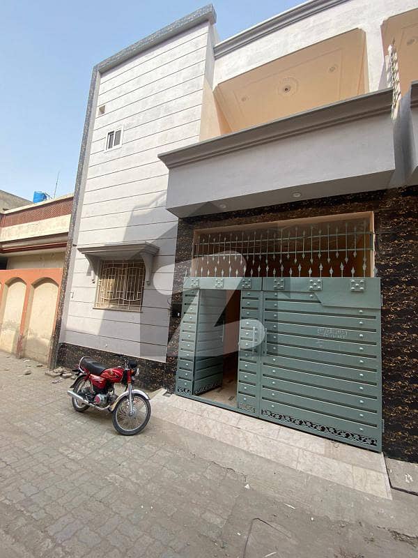 حاجی پورہ روڈ سیالکوٹ میں 4 کمروں کا 4 مرلہ مکان 1.25 کروڑ میں برائے فروخت۔