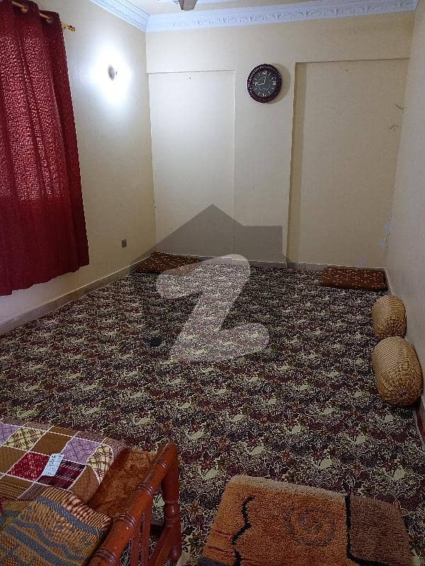 دہلی کالونی کراچی میں 3 کمروں کا 5 مرلہ فلیٹ 45 لاکھ میں برائے فروخت۔