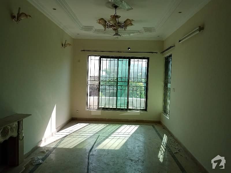 Full House Available For Rent In F-11/3 Islamabad