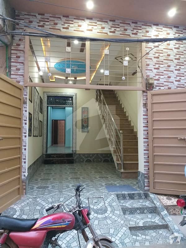 علامہ اقبال ٹاؤن ۔ نیلم بلاک علامہ اقبال ٹاؤن لاہور میں 3 کمروں کا 0.01 مرلہ مکان 95 لاکھ میں برائے فروخت۔