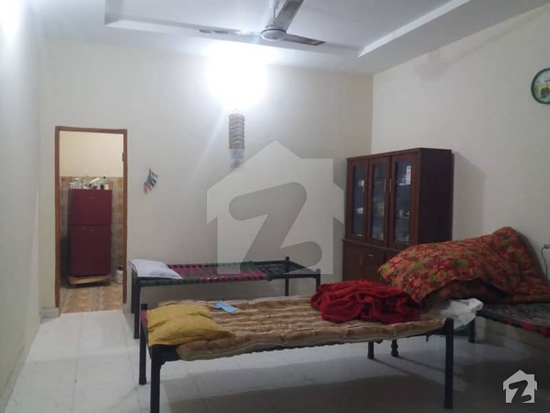 Stunning 1350 Square Feet Upper Portion In Lodhi Colony Road Available