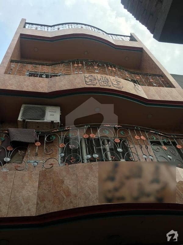 نوشہرہ روڈ گوجرانوالہ میں 3 کمروں کا 3 مرلہ مکان 50 لاکھ میں برائے فروخت۔