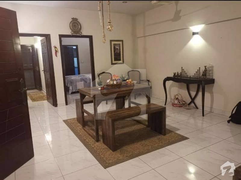 Furnished Room Available For Rent In Luxury Apt
