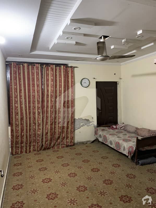 لال پل مغلپورہ لاہور میں 6 کمروں کا 5 مرلہ مکان 1.5 کروڑ میں برائے فروخت۔