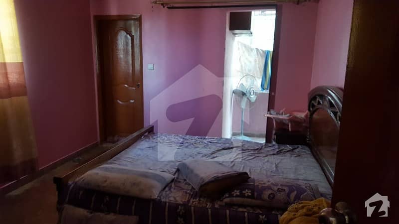 Chance Deal 100 Sq Feet Flat For Sale whats up no 0335-0378036