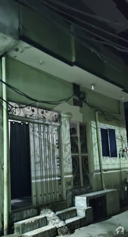 مسلم پورہ گجرات میں 5 کمروں کا 3 مرلہ مکان 1 کروڑ میں برائے فروخت۔