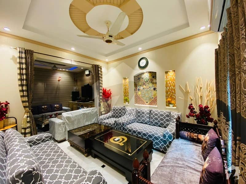 مین بلیوارڈ ڈی ایچ اے ڈیفینس ڈی ایچ اے ڈیفینس لاہور میں 4 کمروں کا 5 مرلہ مکان 1.4 کروڑ میں برائے فروخت۔
