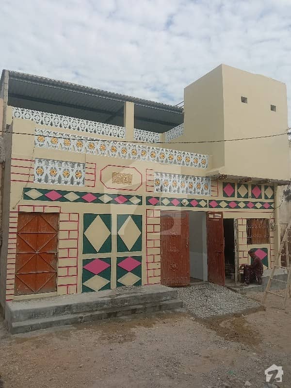 Spacious 1080 Square Feet House Available For Sale In Gulshan-E-Ghazi