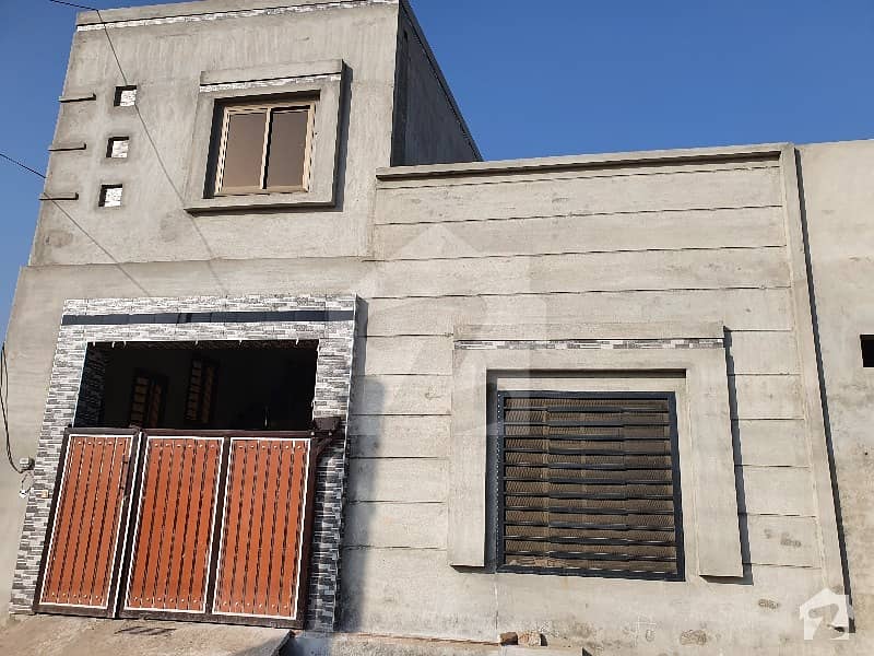 محلہ ڈھوک فیروز چکوال میں 3 کمروں کا 7 مرلہ مکان 80 لاکھ میں برائے فروخت۔
