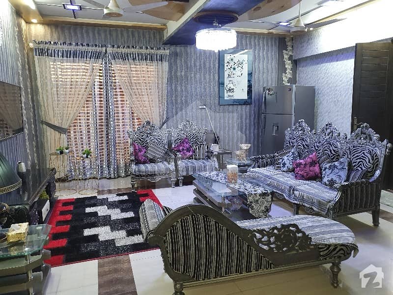 سمن آباد کالونی ملتان میں 7 کمروں کا 18 مرلہ مکان 2.4 کروڑ میں برائے فروخت۔